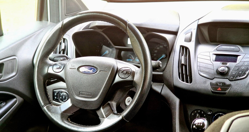 Ford Tourneo Connect cena 46700 przebieg: 231541, rok produkcji 2015 z Kościerzyna małe 562